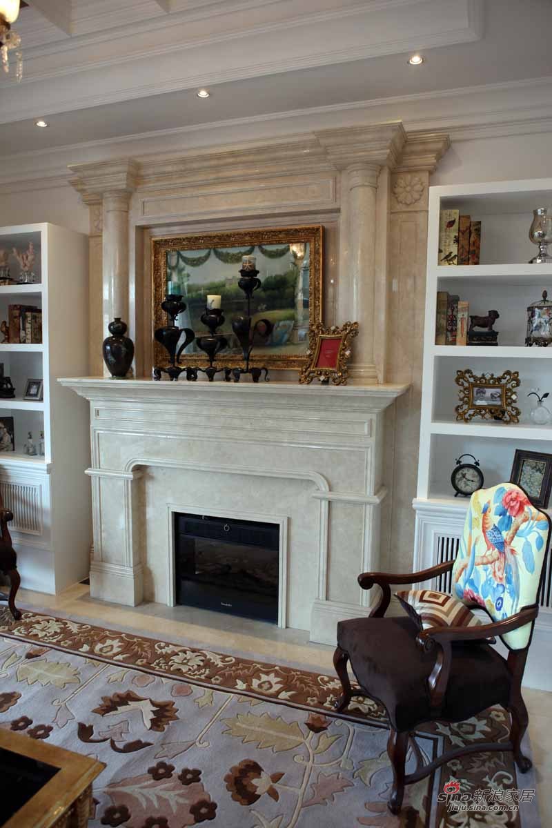 美式 别墅 客厅图片来自用户1907685403在【多图】美式别墅－内敛的奢华45的分享