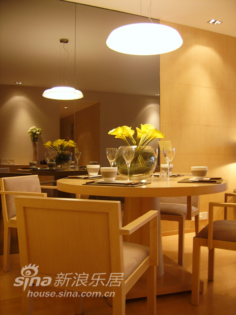 简约 三居 餐厅图片来自用户2737786973在东方城市花园53的分享