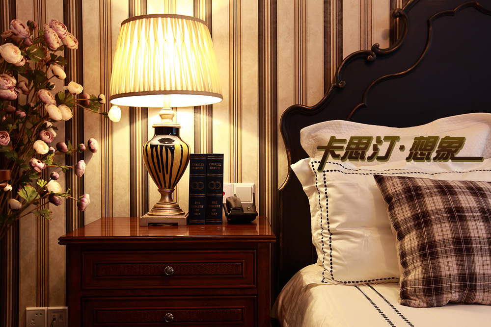 美式 二居 卧室图片来自上海映象设计-无锡站在【高清】半包12万装102平咖色美式卡思汀想象80的分享