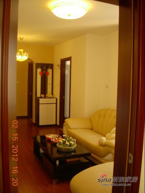 中式 二居 客厅图片来自用户1907661335在翠城  温馨婚房47的分享