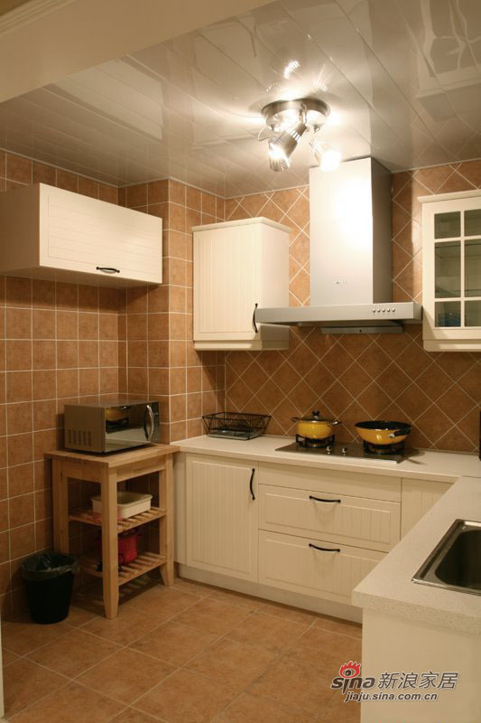 欧式 三居 厨房图片来自用户2772873991在130平米北欧情愫小窝48的分享