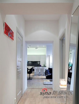现代 二居 客厅图片来自佰辰生活装饰在83平英伦混搭风格两居室60的分享