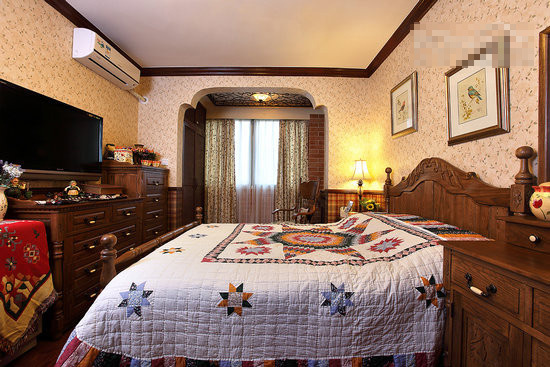 美式 二居 卧室图片来自用户1907686233在70后小夫妻翻新70平美式乡村屋71的分享