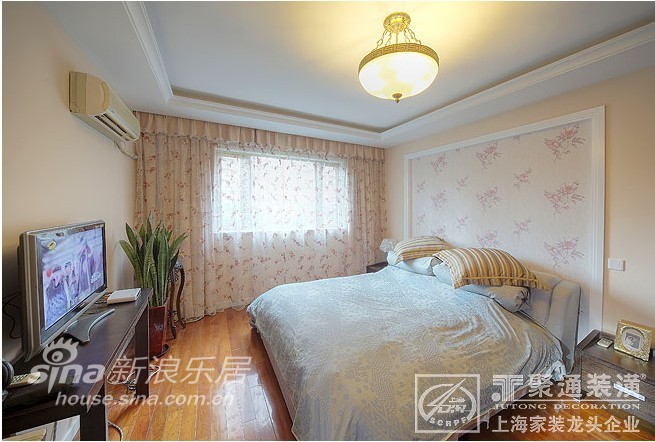 简约 一居 客厅图片来自用户2738845145在华敏世纪广场23的分享
