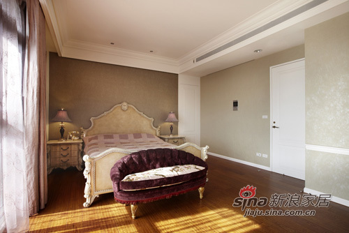 欧式 三居 客厅图片来自用户2746889121在美式古典庄园22的分享