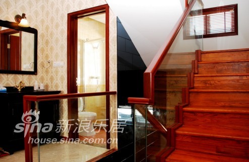 中式 别墅 客厅图片来自用户2740483635在赏新中式独栋奢华别墅装修90的分享