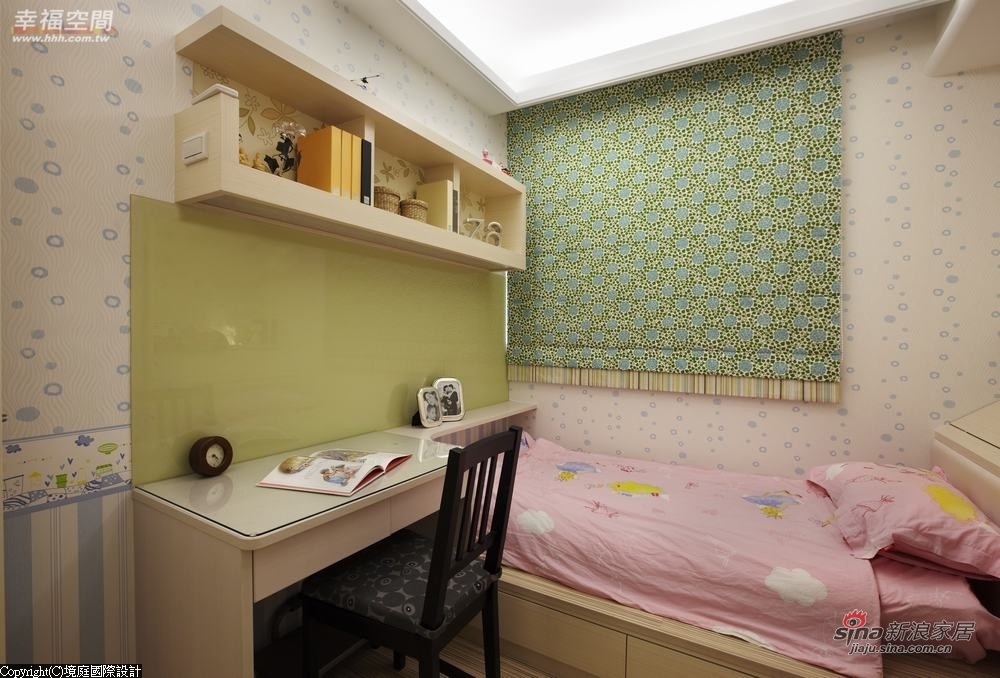 新古典 三居 儿童房图片来自幸福空间在【高清】165平诠释新古典居家对称线条13的分享