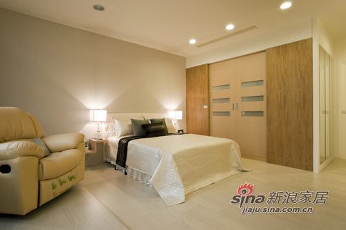 简约 一居 客厅图片来自用户2738845145在舒适家居幸福洋溢87的分享