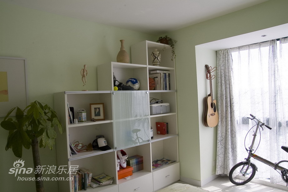 简约 三居 客厅图片来自用户2739153147在平民化简洁实用家居56的分享