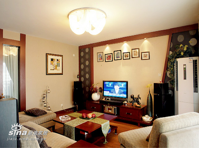 中式 一居 客厅图片来自用户2748509701在营造现代中国风之家72的分享