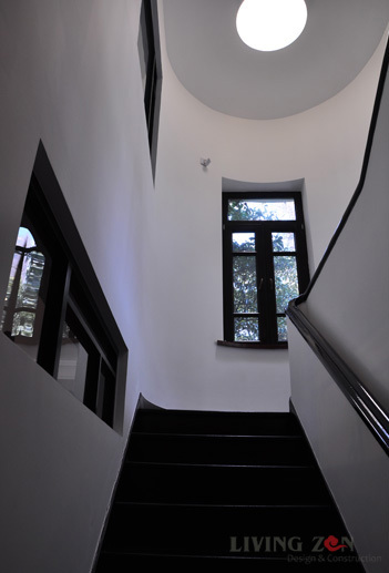混搭 别墅 楼梯图片来自用户1907691673在混搭之Garden House﹠上海55的分享