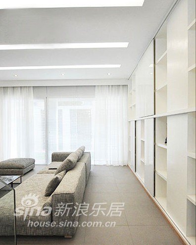简约 复式 客厅图片来自用户2737786973在万花筒里的美妙16的分享