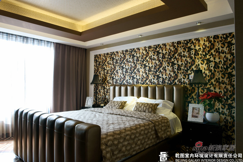中式 四居 卧室图片来自用户1907658205在中式时尚风18万造180平大四居19的分享