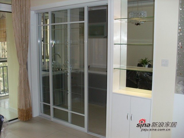 简约 二居 餐厅图片来自用户2738813661在实景硬装90平5万极简时尚小户23的分享
