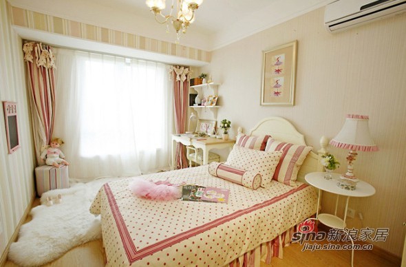 简约 三居 卧室图片来自用户2738813661在紫林尚城简约三居室66的分享