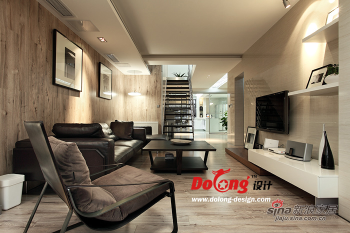 简约 四居 客厅图片来自DoLong董龙设计在180平典雅灰色回归美居49的分享