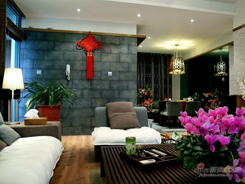 中式 三居 客厅图片来自用户1907662981在120平米新中式时尚大三居53的分享