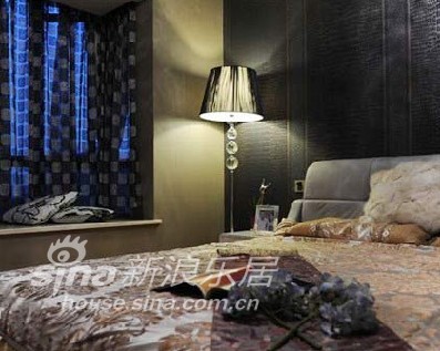 欧式 三居 客厅图片来自用户2772873991在优雅三居室 6万元装150平爱家40的分享