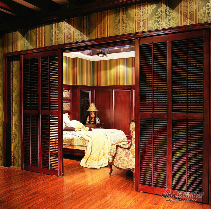 中式 三居 卧室图片来自用户1907696363在12万装160平 打造传统中式风77的分享