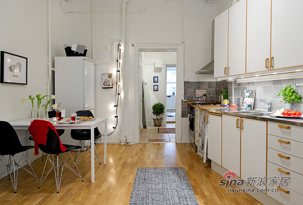 简约 二居 客厅图片来自用户2558728947在51平方宽敞的单身公寓92的分享