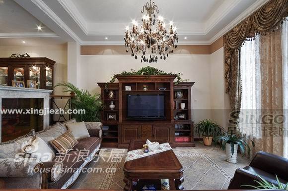 欧式 复式 客厅图片来自用户2746869241在舒适奢华不俗气  IT精英的美式家30的分享