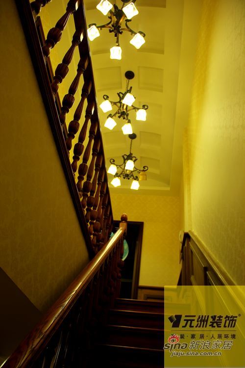 美式 公寓 楼梯图片来自用户1907685403在我的专辑822626的分享