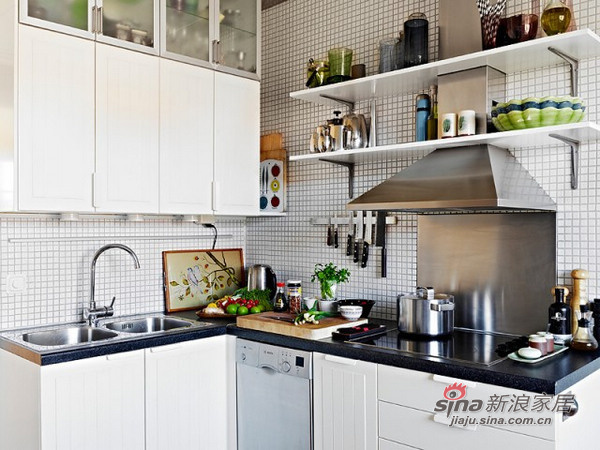 简约 二居 厨房图片来自用户2737782783在69平米的白木森林简洁公寓82的分享