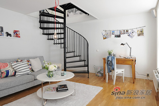 简约 复式 楼梯图片来自用户2738820801在清新独特的160平复式公寓29的分享