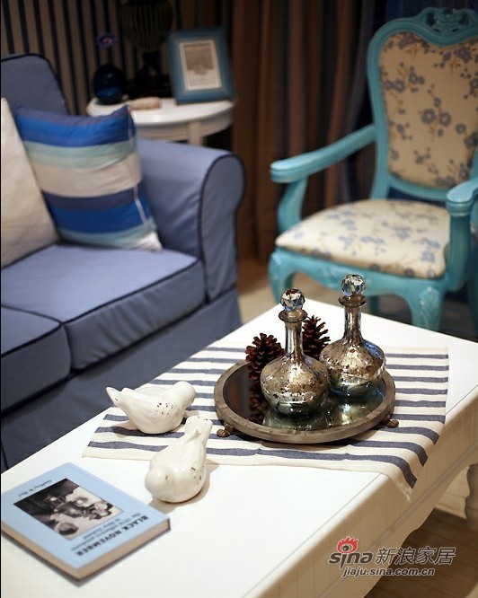 地中海 三居 客厅图片来自佰辰生活装饰在130平地中海享受蓝色清新家95的分享