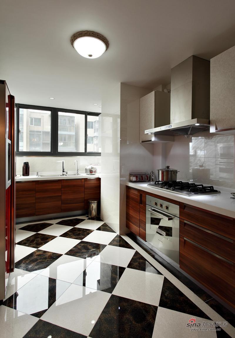 美式 四居 厨房图片来自用户1907685403在精品美式风格设计171平米20万装42的分享