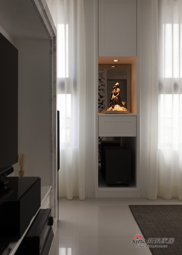 美式 三居 客厅图片来自佰辰生活装饰在12万装98平纯白美式大气之家78的分享