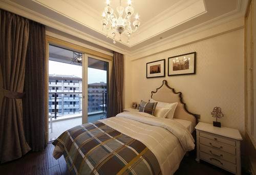美式 loft 卧室图片来自用户1907685403在新贵280平淡雅高品质简欧居28的分享