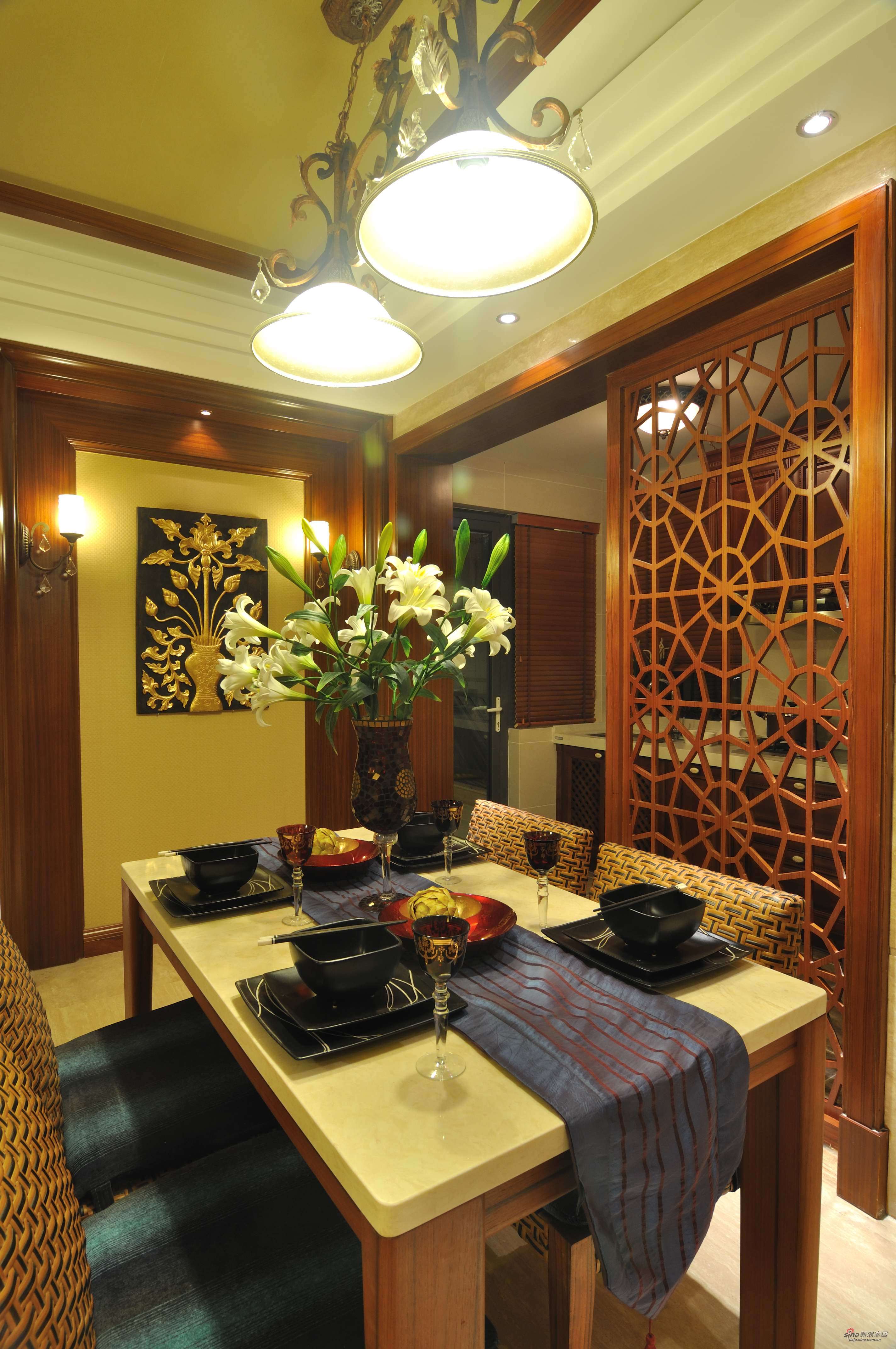 其他 三居 餐厅图片来自装修微日记在【高清】130平东南亚泰式风情3居室81的分享