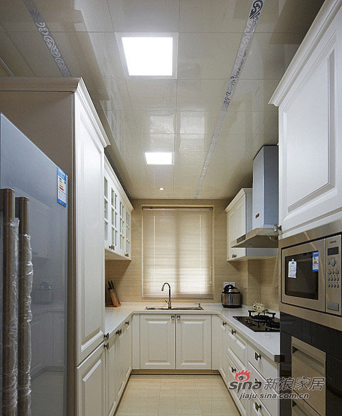 欧式 三居 厨房图片来自装修微日记在【高清】9万营造140平欧式典雅空间83的分享