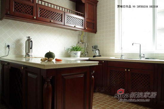 中式 跃层 厨房图片来自用户1907659705在200平32万中式红木情缘92的分享
