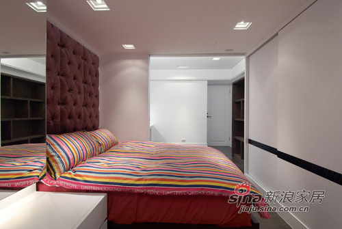 简约 公寓 卧室图片来自用户2557979841在6万打造40坪纯白风格39的分享