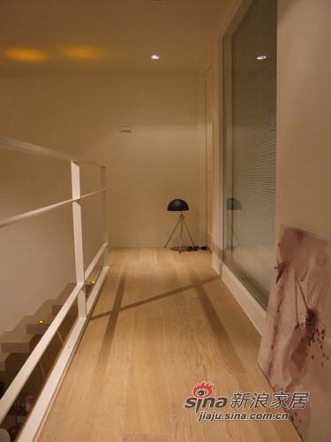 欧式 公寓 客厅图片来自用户2557013183在法式优雅懒倦居家77的分享