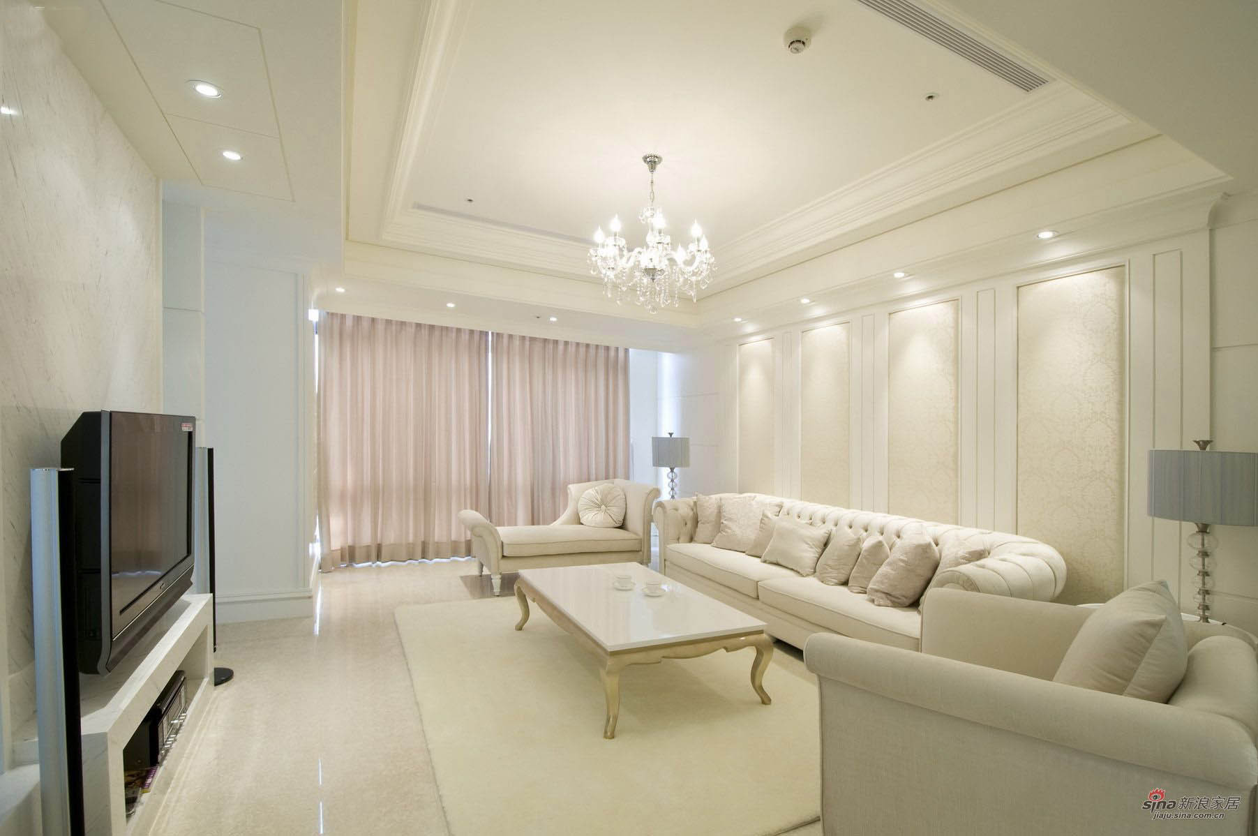 新古典 三居 客厅图片来自用户1907664341在8万倾薪打造白色100平古典风格69的分享