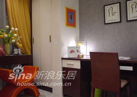 简约 一居 客厅图片来自用户2558728947在轻装修设计风格372的分享