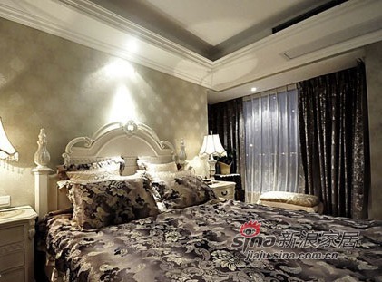欧式 三居 卧室图片来自佰辰生活装饰在7.4万装143平简欧奢华3居84的分享