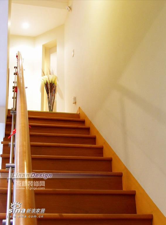 简约 别墅 楼梯图片来自用户2738093703在简约风格联体别墅40的分享