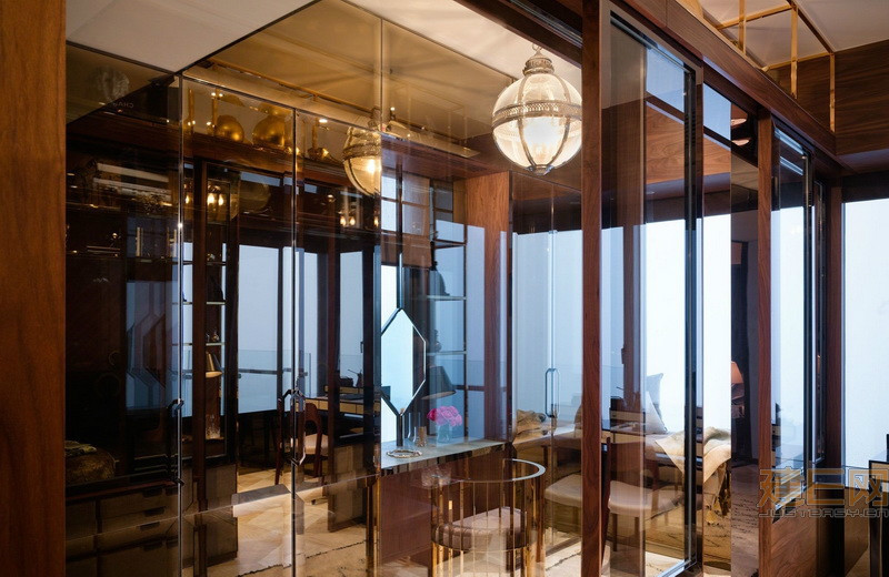 欧式 别墅 客厅图片来自用户2746869241在孔雀城390平米龙发装饰装修造价18.2万元62的分享
