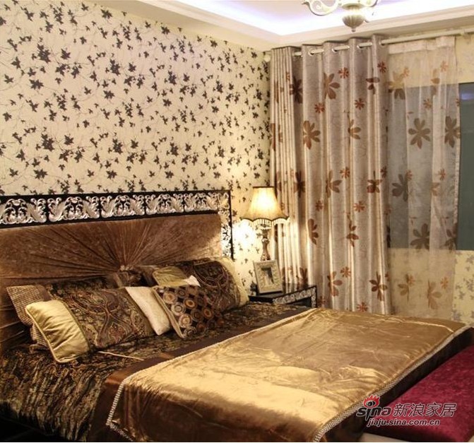 欧式 三居 卧室图片来自用户2746948411在27万法式贵族三居室91的分享
