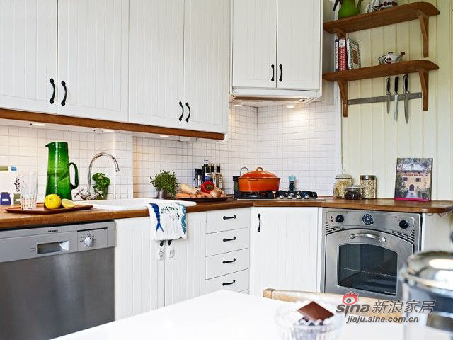 简约 二居 厨房图片来自用户2738829145在67平米的森林小清新公寓31的分享