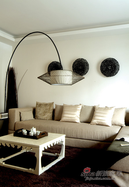 简约 复式 客厅图片来自用户2737786973在开放式设计190平复式浪漫温馨家16的分享