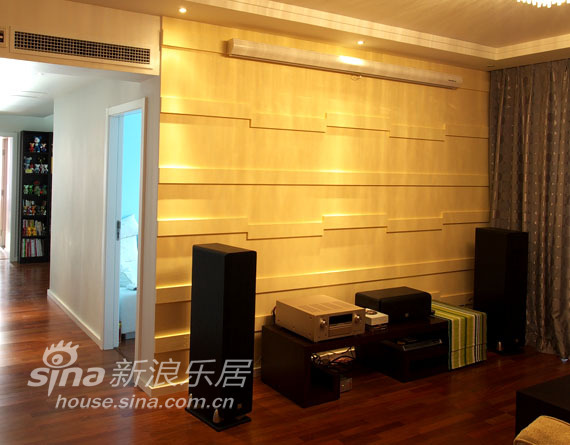 欧式 三居 客厅图片来自用户2746869241在京贸国际公寓91的分享