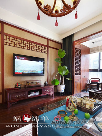 中式 三居 客厅图片来自用户1907659705在4.8万打造67平香艳中式家47的分享