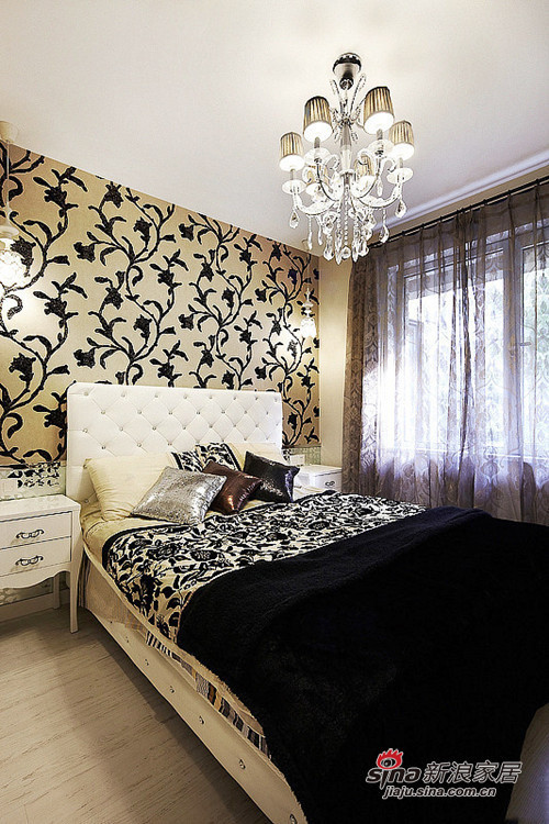 欧式 复式 卧室图片来自用户2746889121在70大叔10万精装160平奢华欧式美家43的分享