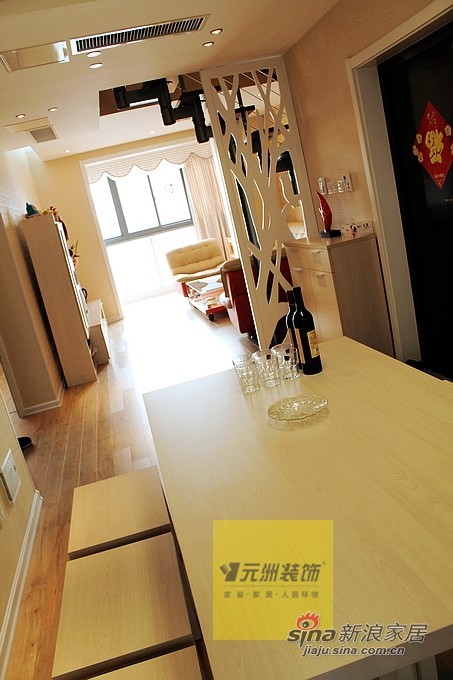 简约 复式 客厅图片来自用户2737735823在【元洲】近郊舒适的家，现代简约更个装修57的分享