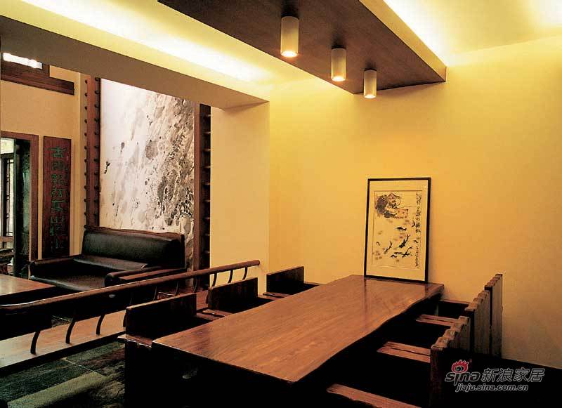 中式 三居 餐厅图片来自用户1907696363在89平中式独立空间现代三居73的分享